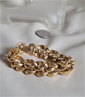 vintage monet gold tone chain link preowned bracelet vintage monet gold tone chain link preowned bracelet
