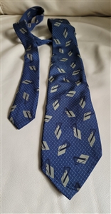Elegant youthful men Silk Italian necktie ITALY