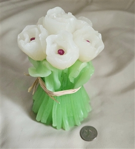 Vintage Handcrafted White Rose Bouquet Wax Candle Vintage Handcrafted White Rose Bouquet Wax Candle